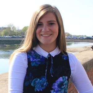 Meet your Posher, Leah